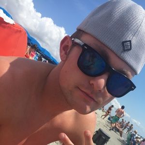 Meet your Posher, Austin